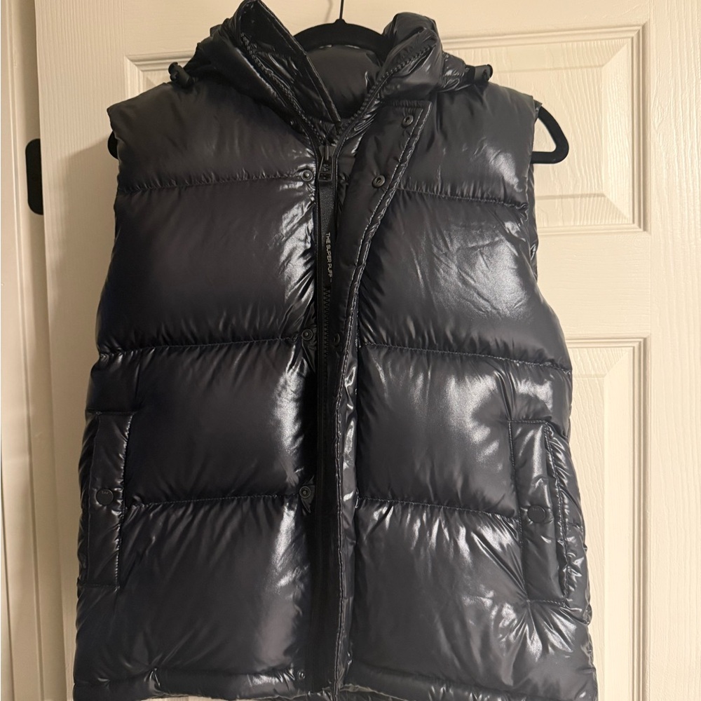 Aritzia Navy Puffer Vest